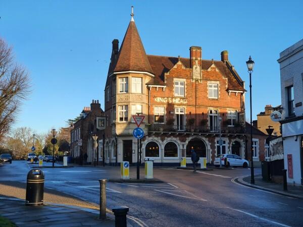 Best Sports Bars in London - Kings Head, Winchmore Hill