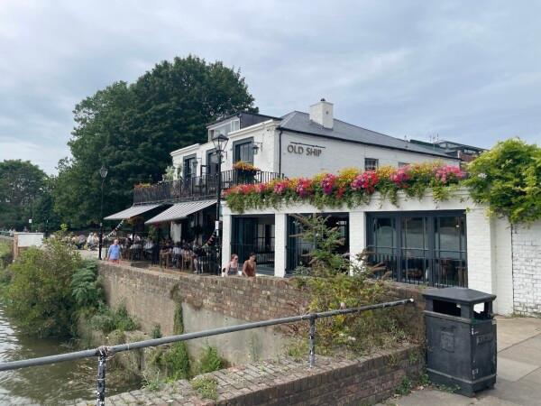 Best Sports Bars in London - Old Ship, Hammersmith