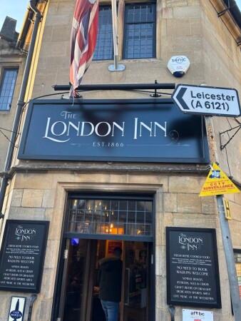 Best Sports Bars in Stamford - London Inn