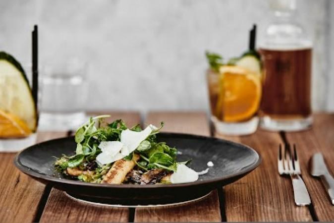 Best Sports Bars in St Kilda - Village Belle Hotel