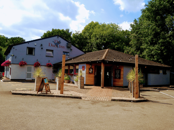 Best Sports Bars in Redditch - Duck Inn