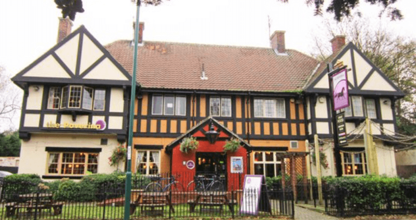 Best Sports Bars in Middlesbrough - Poverina Inn