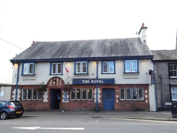 Best Sports Bars in Penrith - Royal