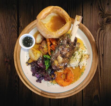 Best Sports Bars in London - The Stag's Head Hoxton