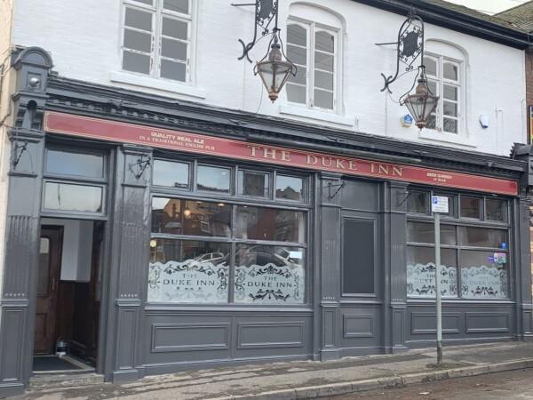 Best Sports Bars in Sutton Coldfield - Duke Inn