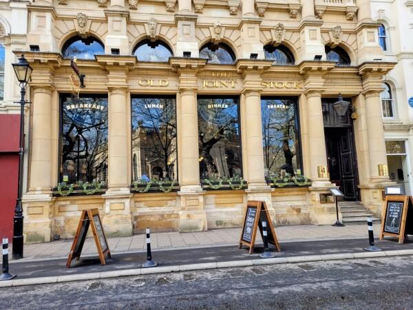 Best Sports Bars in Birmingham - Old Joint Stock Birmingham