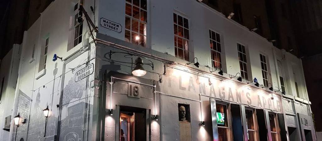 Best Sports Bars in Liverpool - Flanagans Apple Restaurant