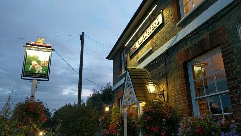 Best Sports Bars in Godalming - The Cricketers