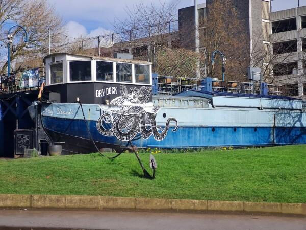 Best Sports Bars in Leeds - Dry Dock Leeds