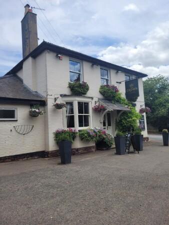 Best Sports Bars in Stevenage - The Crown