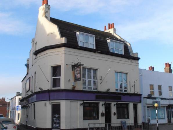Best Sports Bars in Eastbourne - Busker's Bar
