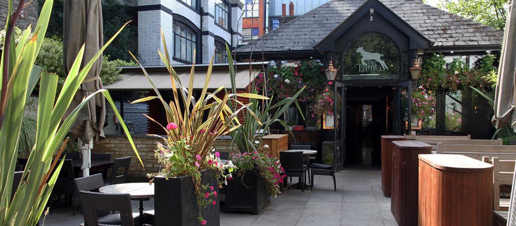 Best Sports Bars in LONDON - Lamb