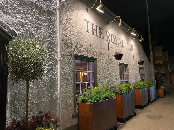 Best Sports Bars in OXFORD - Royal Oak