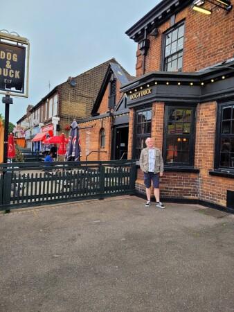 Best Sports Bars in Walthamstow - Dog & Duck E17