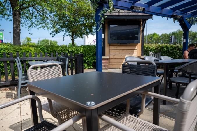 Best Sports Bars in Lincoln - Nosey Parker (Lincoln)