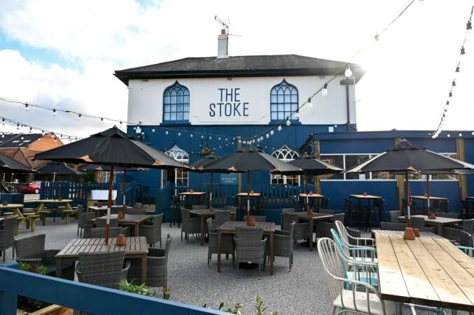 Best Sports Bars in Guildford - Stoke (Guildford)