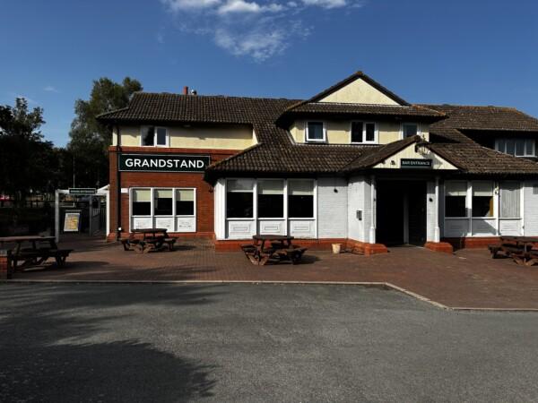 Best Sports Bars in Hereford - Grandstand (Hereford)