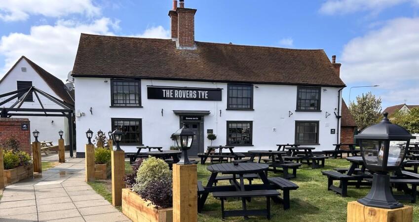 Best Sports Bars in Colchester - Rovers Tye (Colchester)