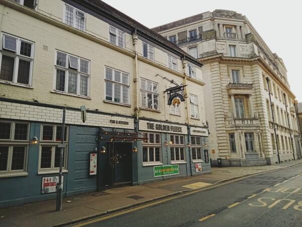 Best Sports Bars in Chelmsford - Golden Fleece Chelmsford