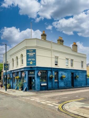 Best Sports Bars in Teddington - Abercorn Arms