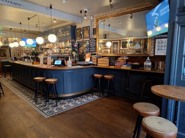 Best Sports Bars in Oxford - The Grapes