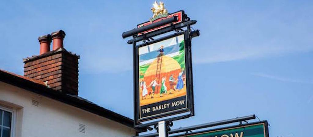 Best Sports Bars in Epsom - Barley Mow Epsom
