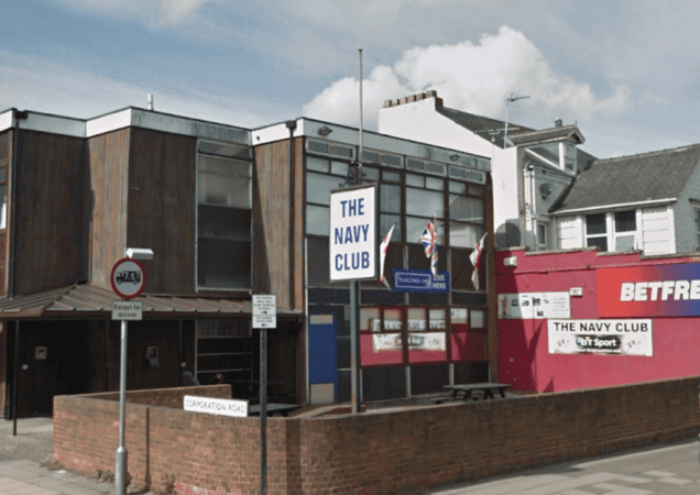 Best Sports Bars in Darlington - The Navy Club