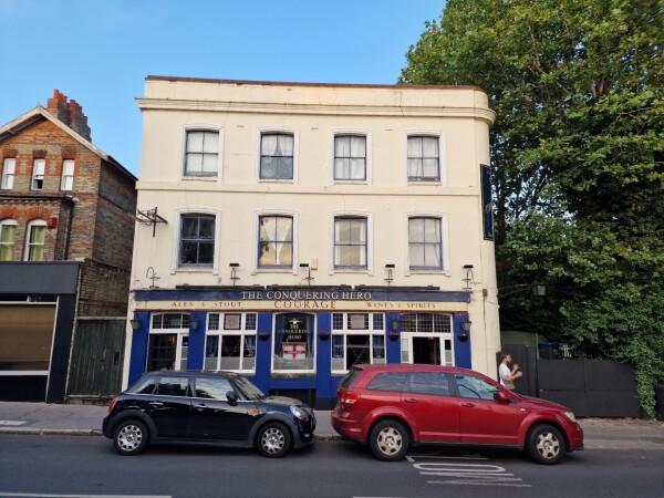 Best Sports Bars in Southwark - Conquering Hero