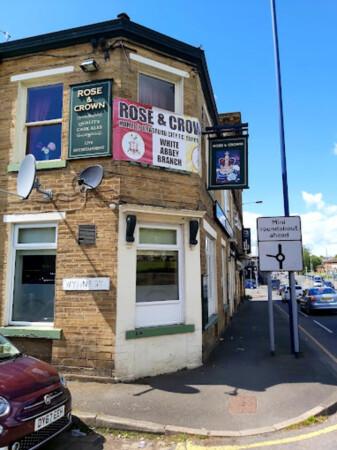 Best Sports Bars in Bradford - Rose and Crown