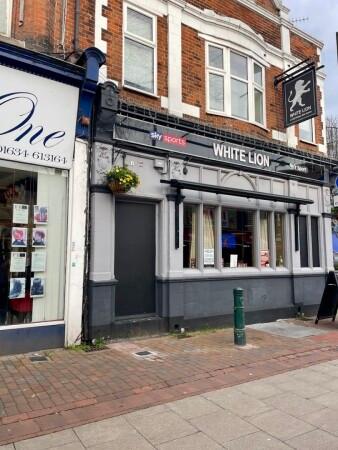 Best Sports Bars in Medway - White Lion Hotel