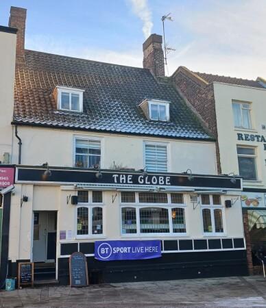 Best Sports Bars in Peterborough - The Globe Inn