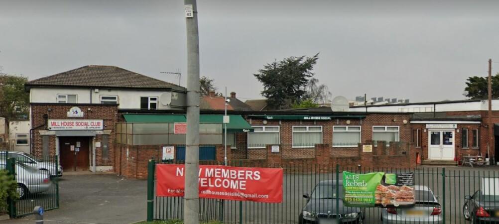 Best Sports Bars in Havering - Mill House Social Club