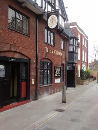 Best Sports Bars in North Hertfordshire - Victoria