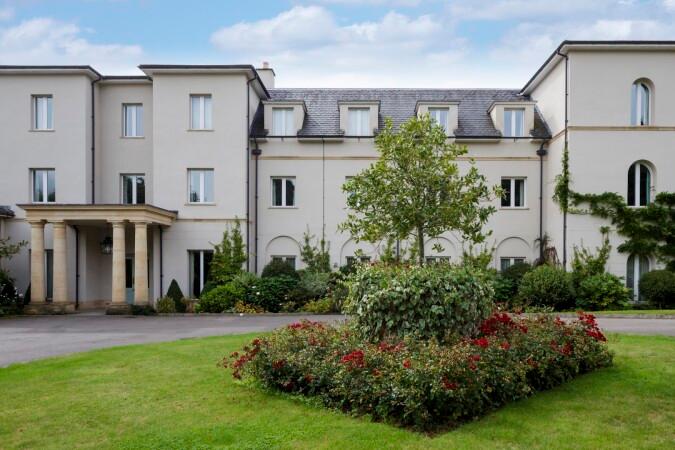 Best Sports Bars in Swindon - Bowood Hotel and Spa