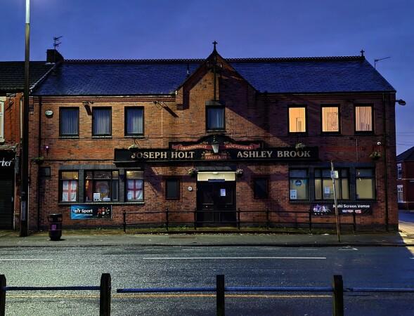 Best Sports Bars in Salford - Ashley Brook