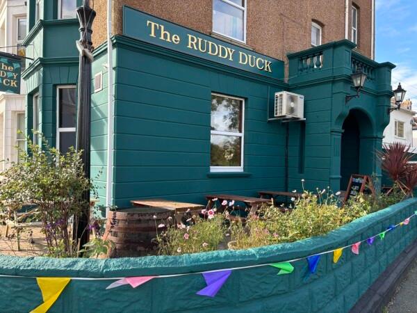 Best Sports Bars in Sevenoaks - The Ruddy Duck