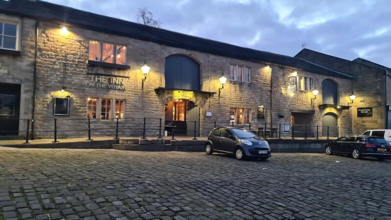 Best Sports Bars in Blackburn - The Inn on the Wharf