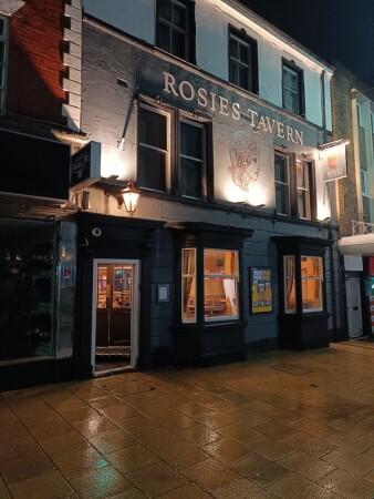 Best Sports Bars in Darlington - Rosie's Tavern