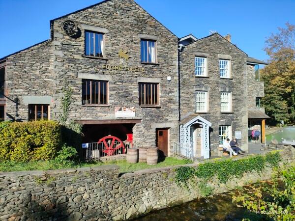 Best Sports Bars in Ambleside - The Flying Fleece