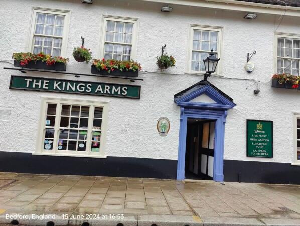 Best Sports Bars in Bedford - The Kings Arms