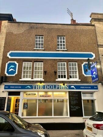 Best Sports Bars in Devizes - The Dolphin