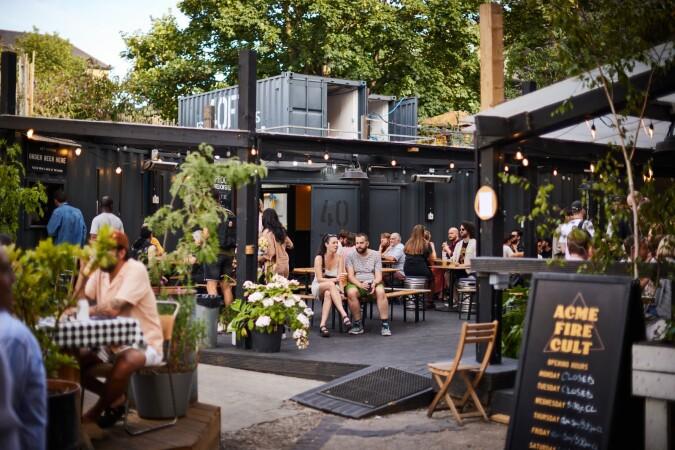 Best Sports Bars in London - 40ft Brewery Dalston