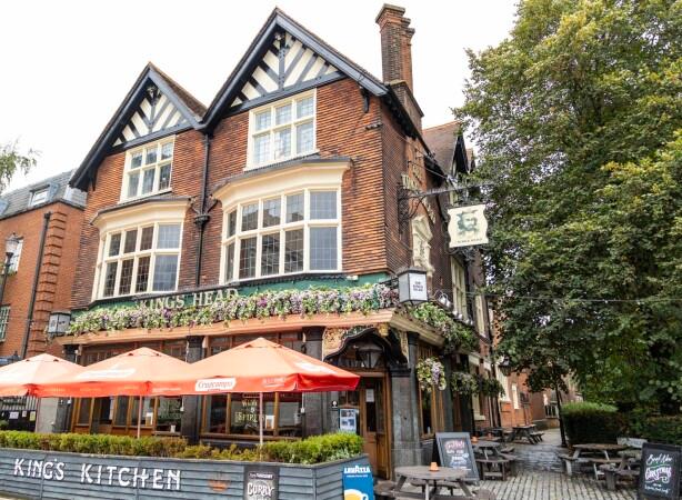 Best Sports Bars in Enfield - King's Head