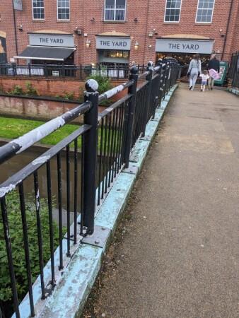 Best Sports Bars in Stafford - The Yard Stafford