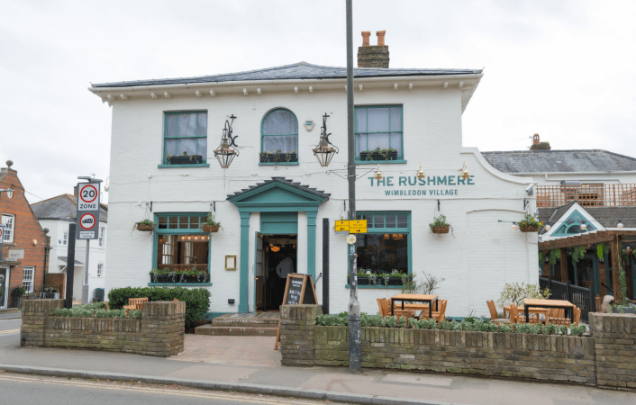 Best Sports Bars in London - The Rushmere