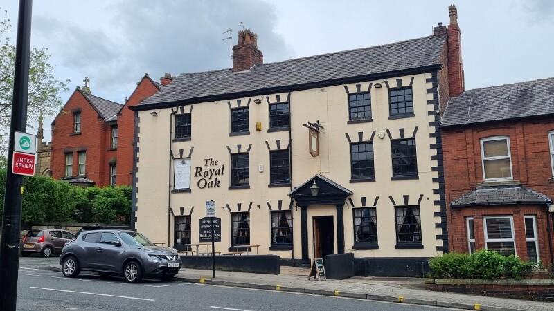 Best Sports Bars in Wigan - Royal Oak