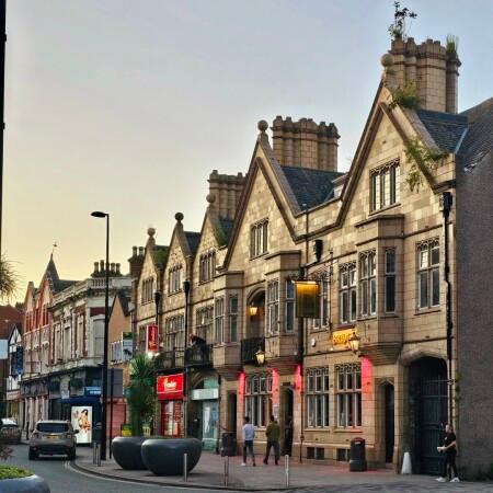 Best Sports Bars in Warrington - Bridges