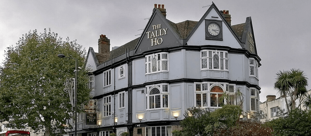 Best Sports Bars in Barnet - Tally Ho North Finchley