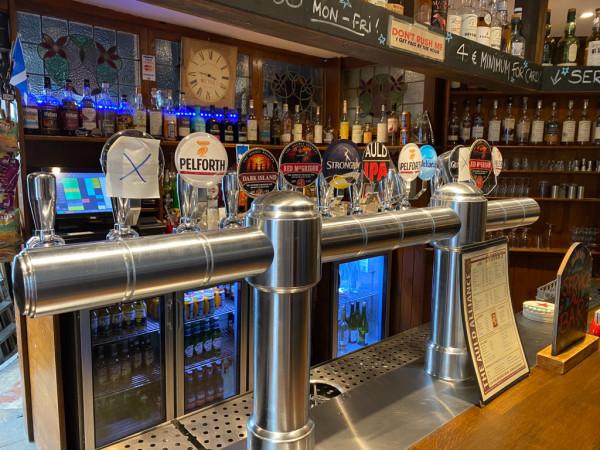 Best Sports Bars in Paris - The Auld Alliance