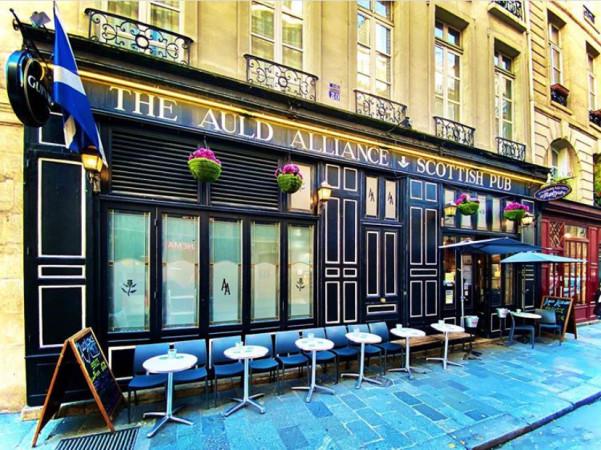 Best Sports Bars in Paris - The Auld Alliance